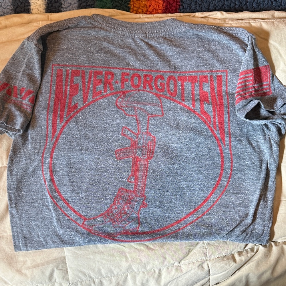 Gray 'Never Forgotten' Graphic Rogue special T-Shirt